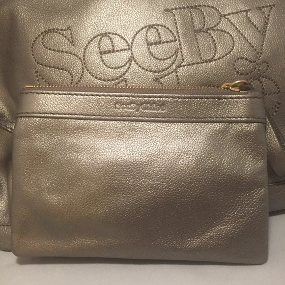 RESERVED - Chloe Shoulder Bag with Wristlet - Picture 7 of 8